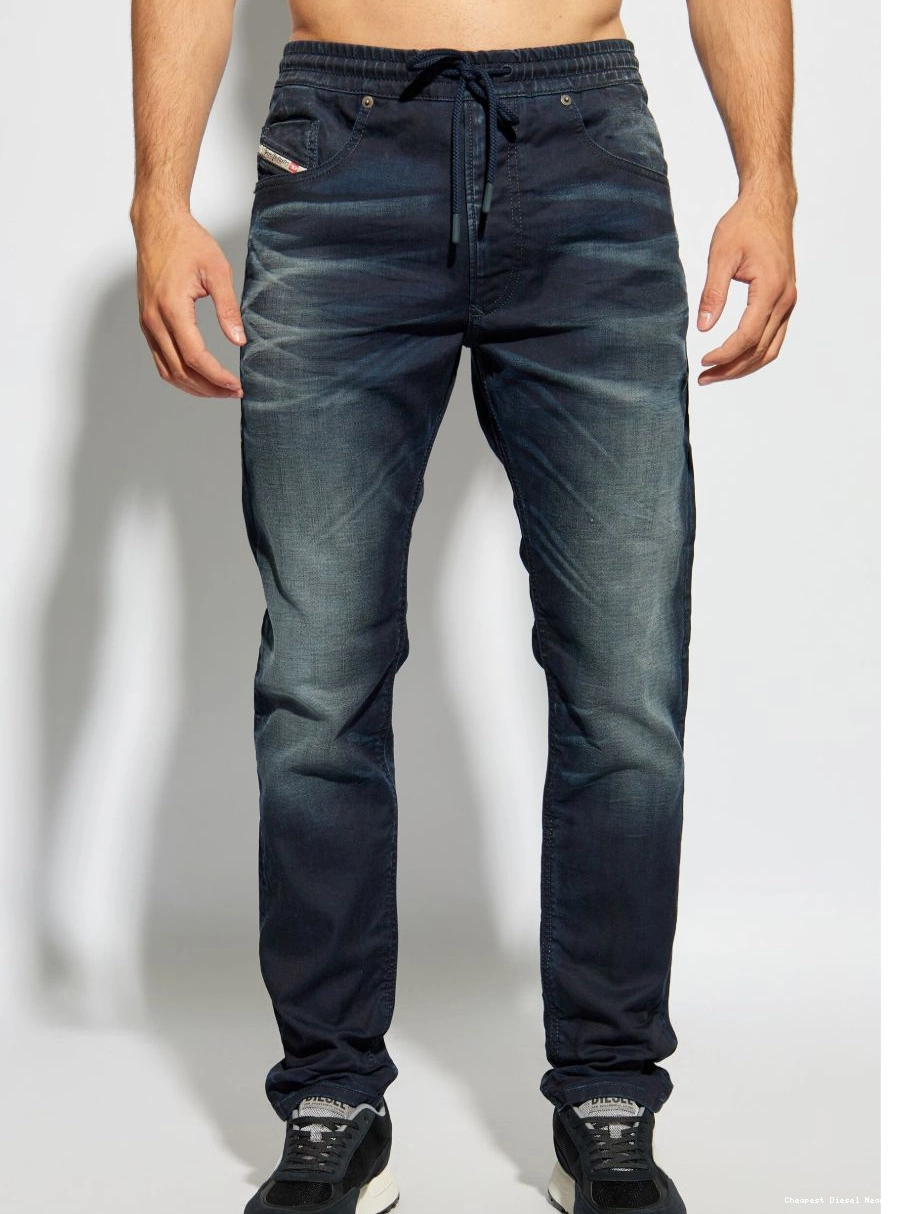 Affordable Men 2030 D-Krooley tapered Diesel jeans 0225