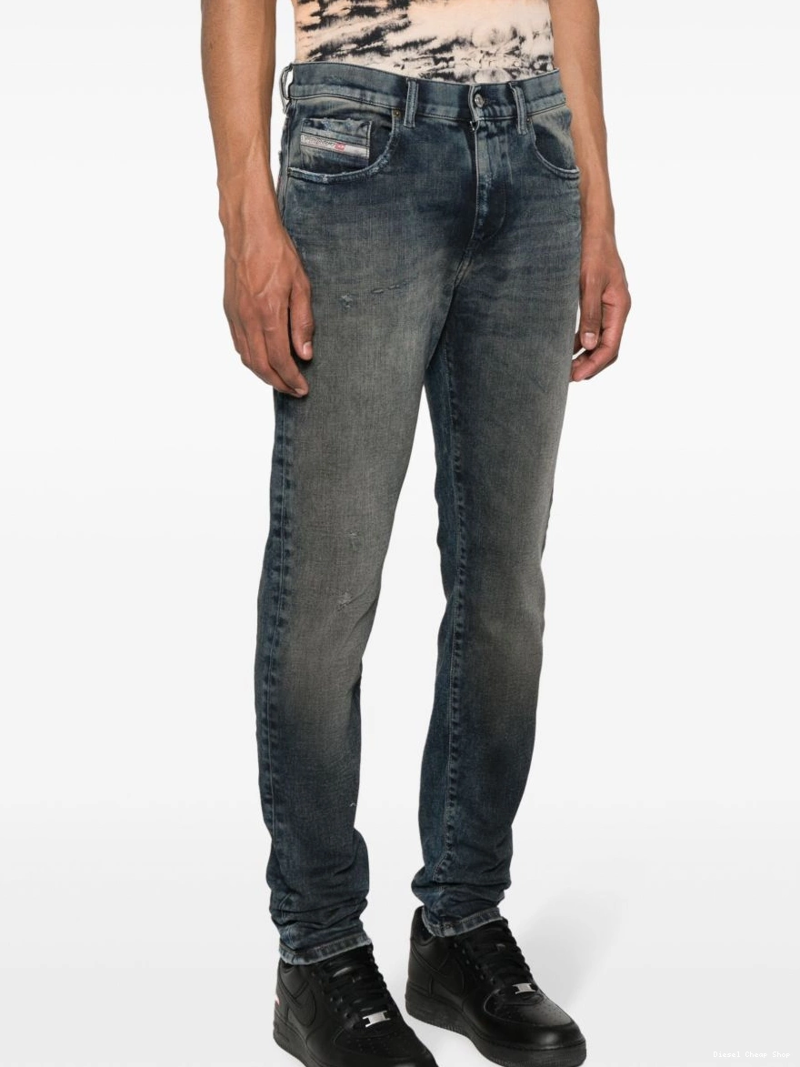 Cheap Men Diesel jeans 2019 D-Strukt mid-rise slim-cut 0211